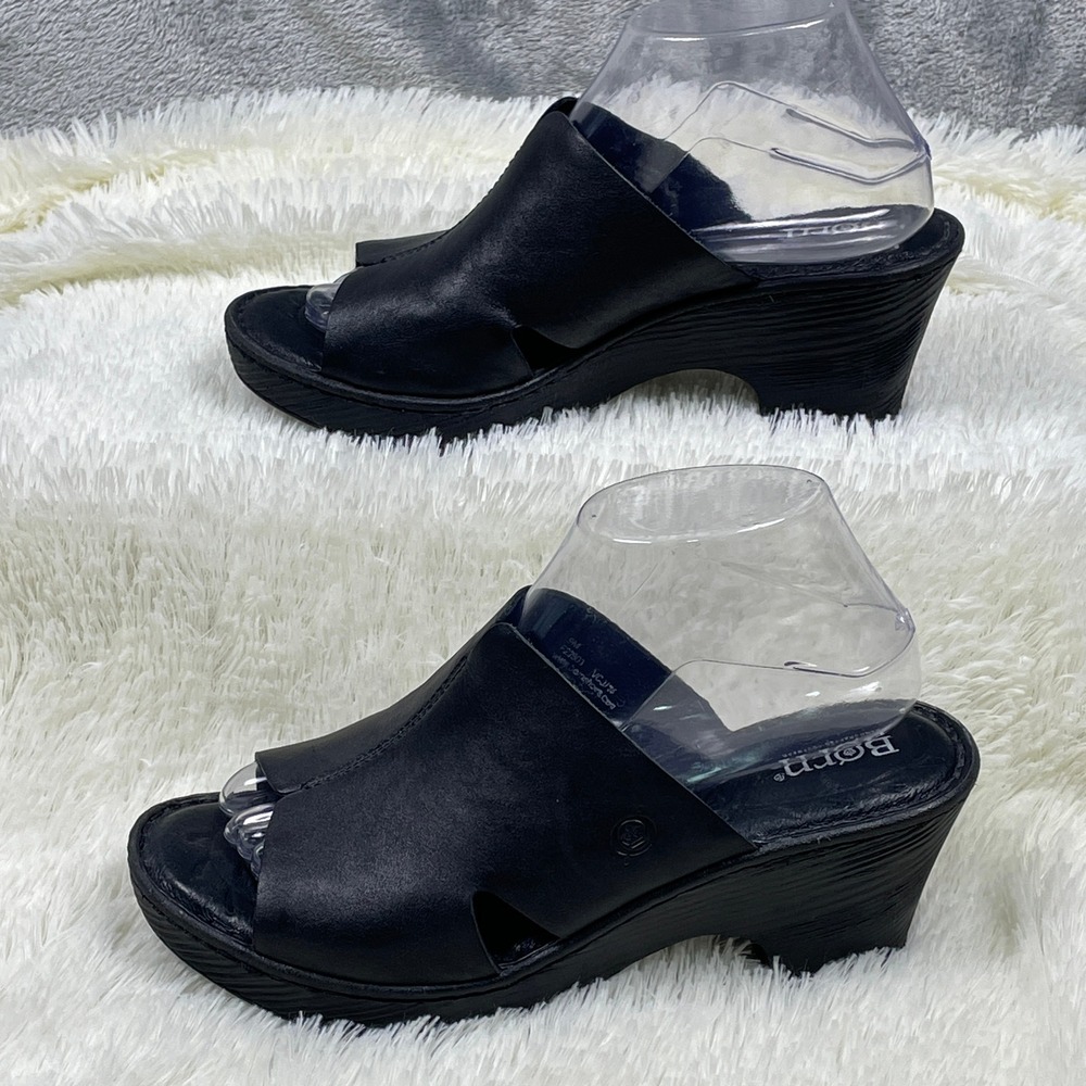 Born Wedge Sandals Womens 9 Black Very Good Leather Peep Toe Slides F22903